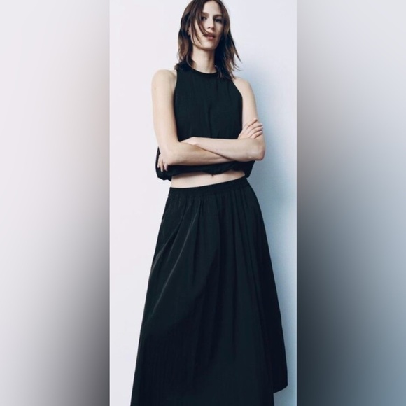 Black Zara Taffeta Balloon Puff Hem Sleeveless Top - Picture 2 of 7